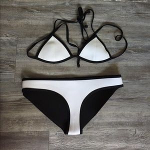 White Triangl Chloe Bikini (top only)